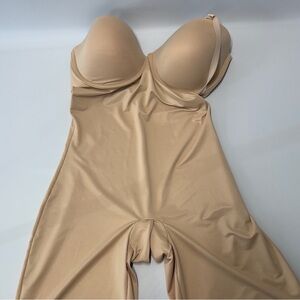 RED HOT SPANX Size Large Seamless Nude Shapewear Bodysuit